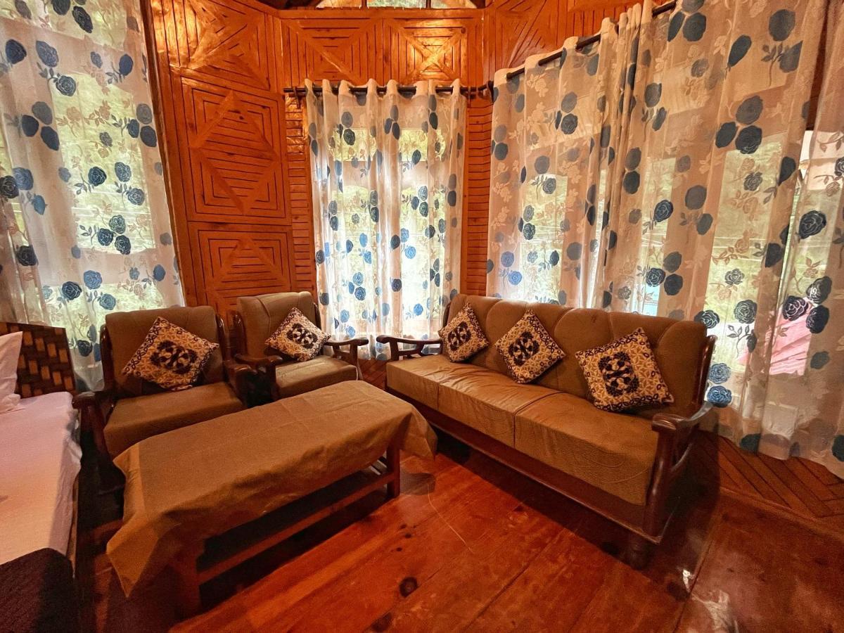 Hotel Anupam By Mid Orchard, 卡索尔 外观 照片